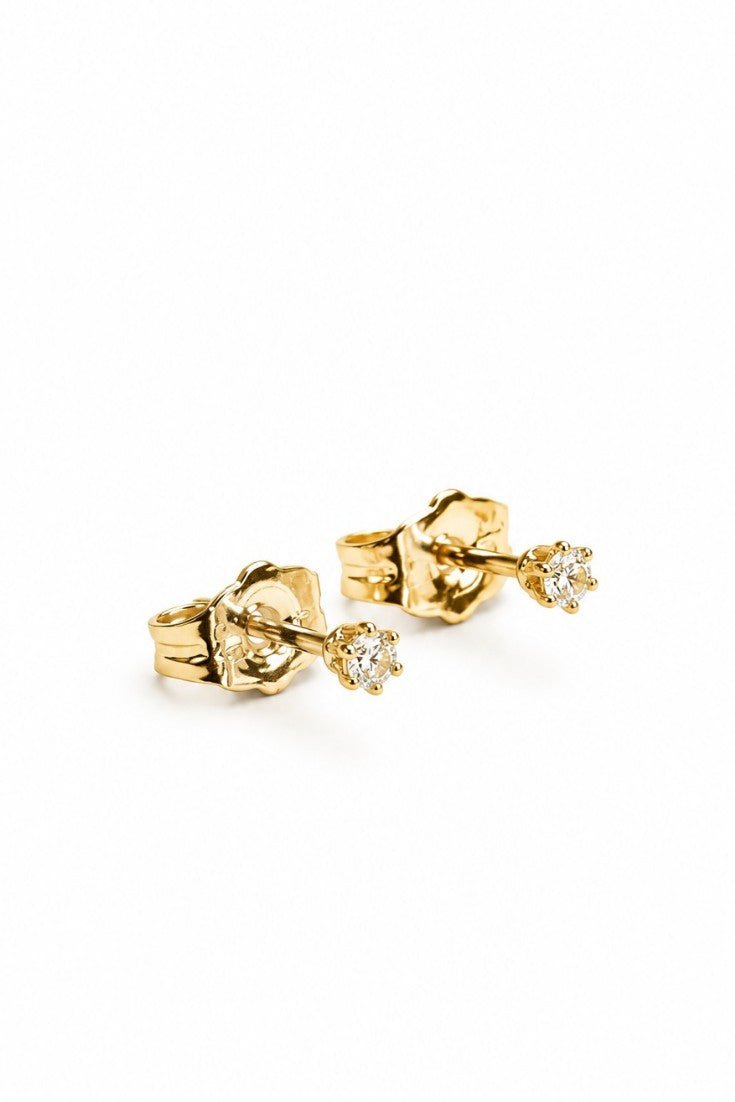 Agnese – 18k apzeltīti mini nagliņauskari ar cirkoniju