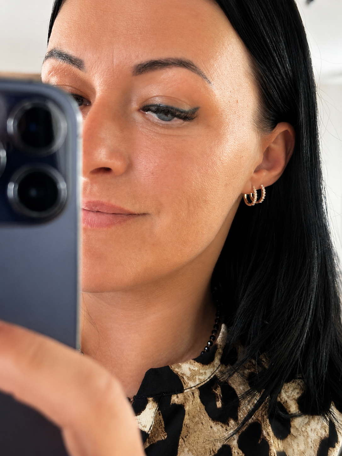 Eliza – 18k auksu dengti pave lanko auskarai su kubiniu cirkoniu