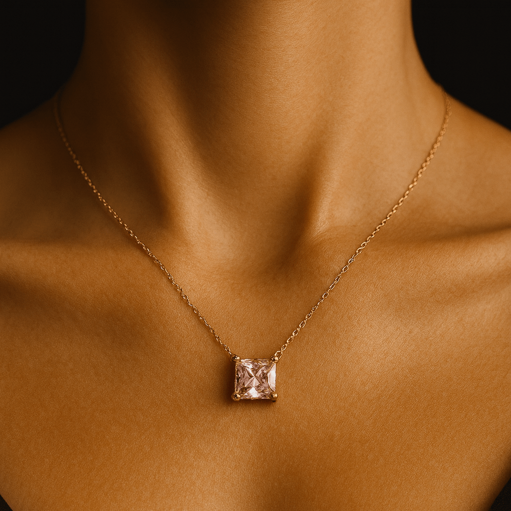 Princess Cut – 18k paauksuotas karoliai su skaidriu krištolu – 18k – paauksuotas – papuošalai